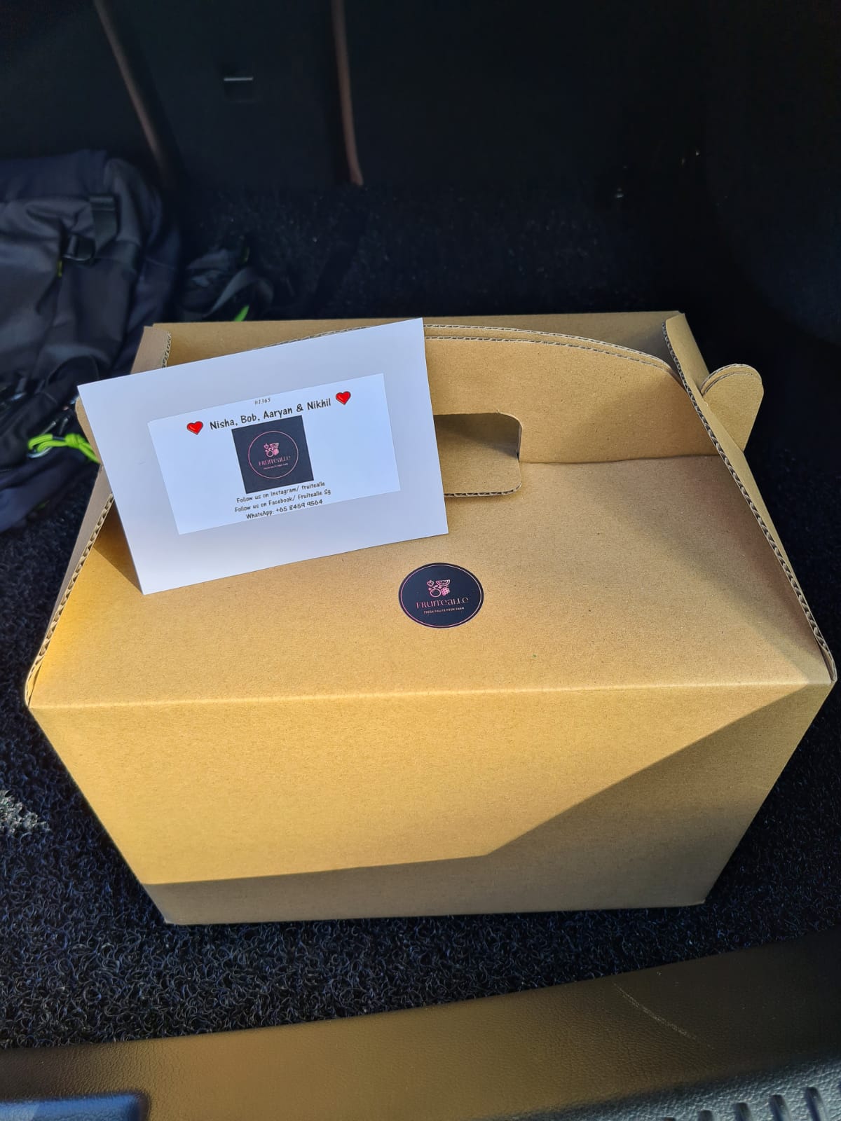 🎁 Gift Box