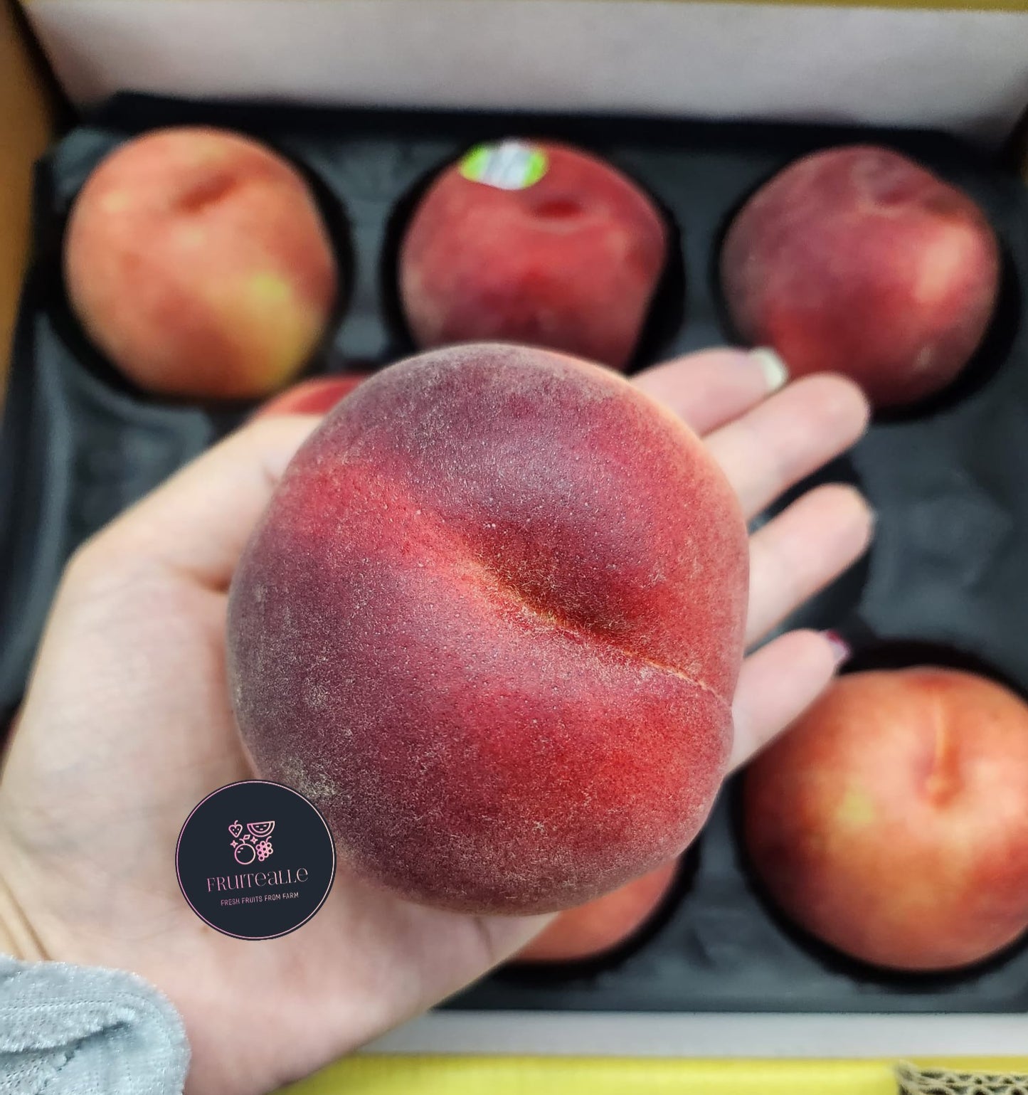 Peaches - White Peach from Australia