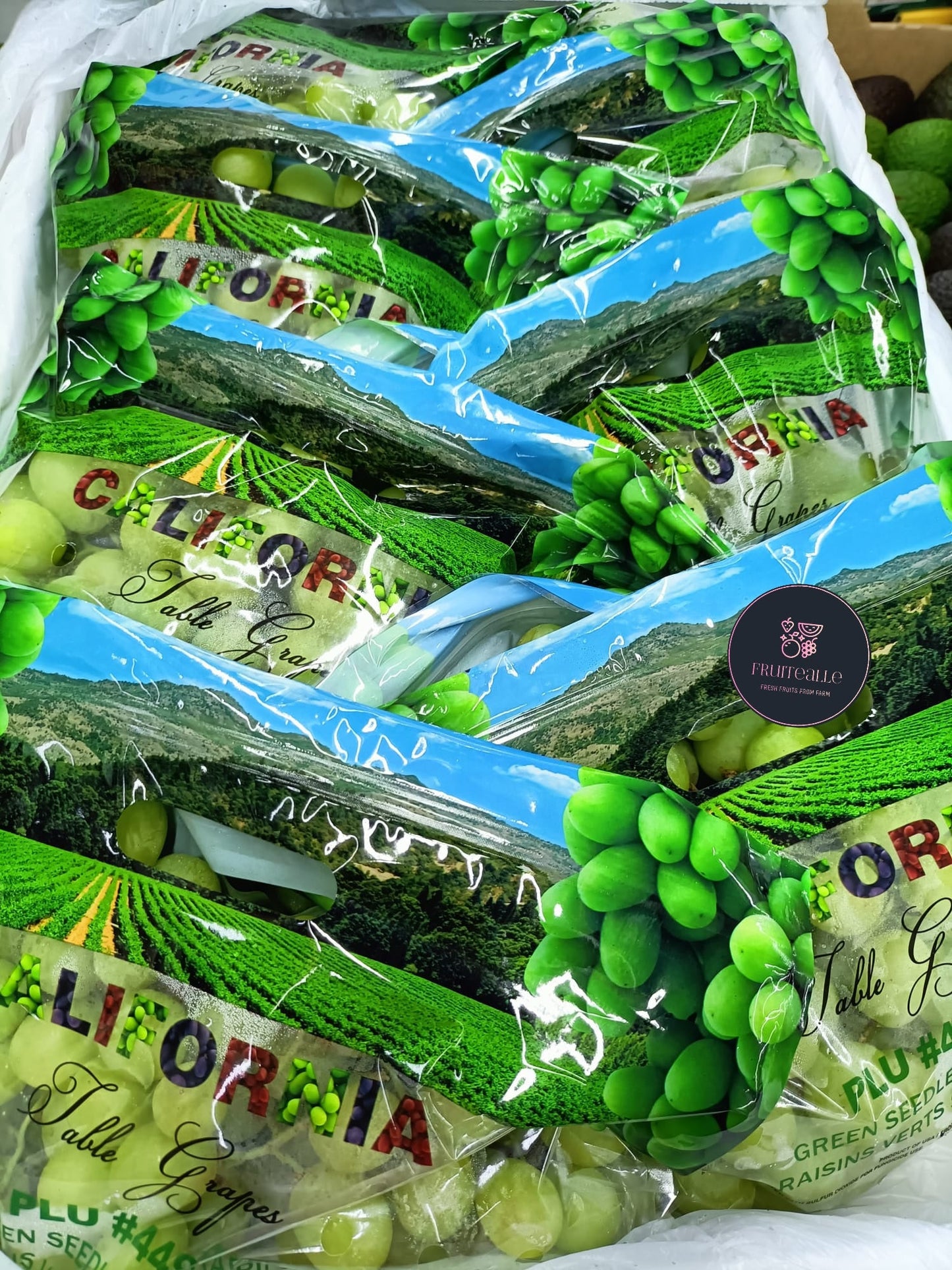 Grapes - Green Seedless [Sweet Globe] USA California