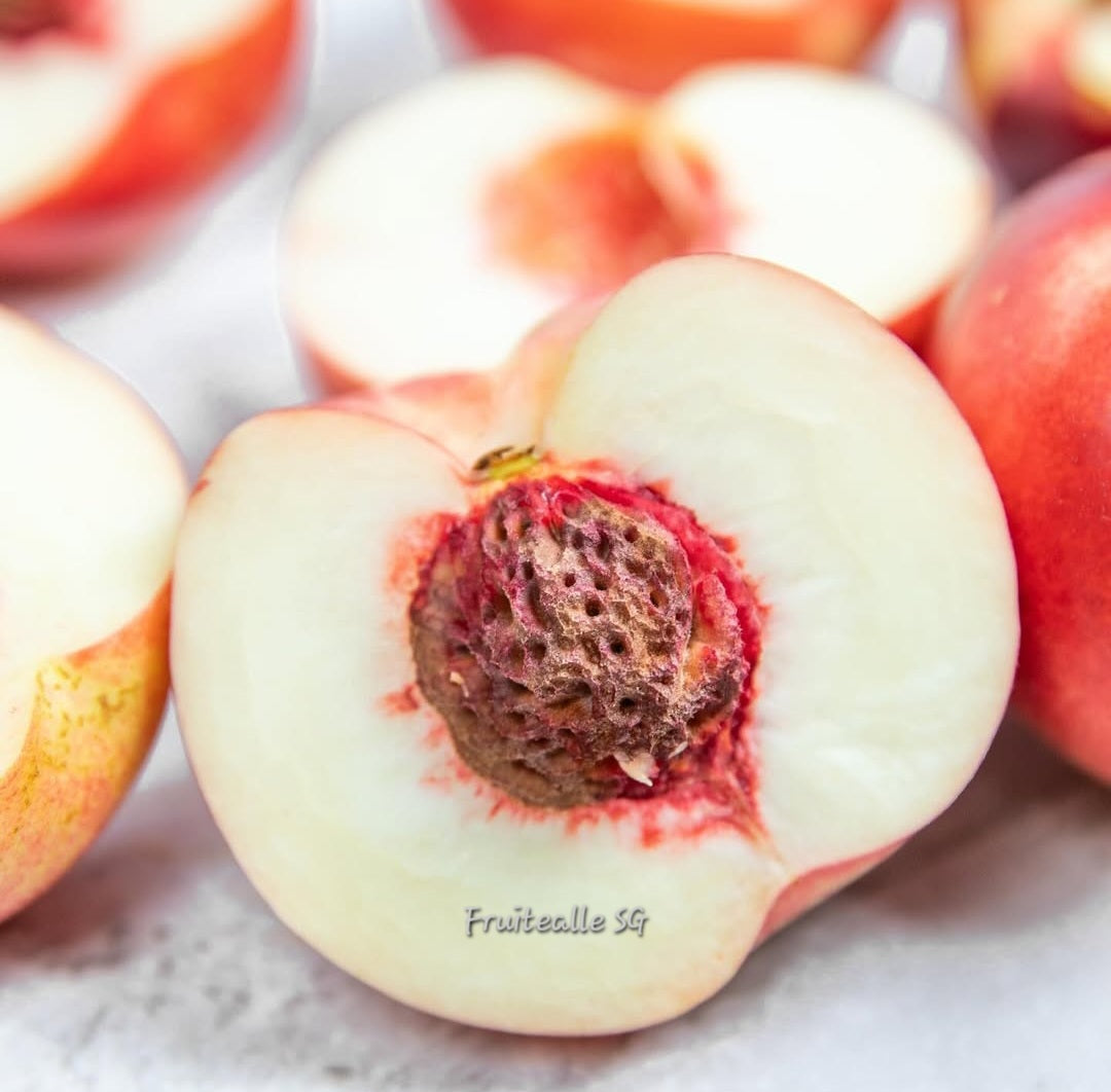 Peaches - USA Sweet White Peaches | Family Tree Farm
