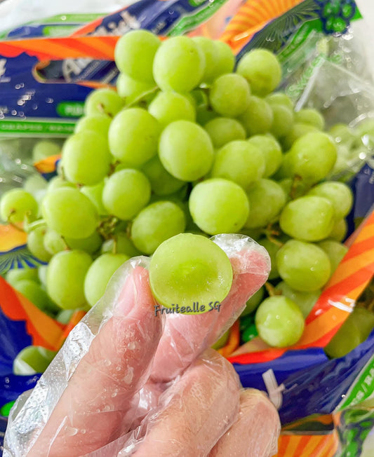 Grapes - Green Seedless [Sweet Globe®] | by USA Air Chief