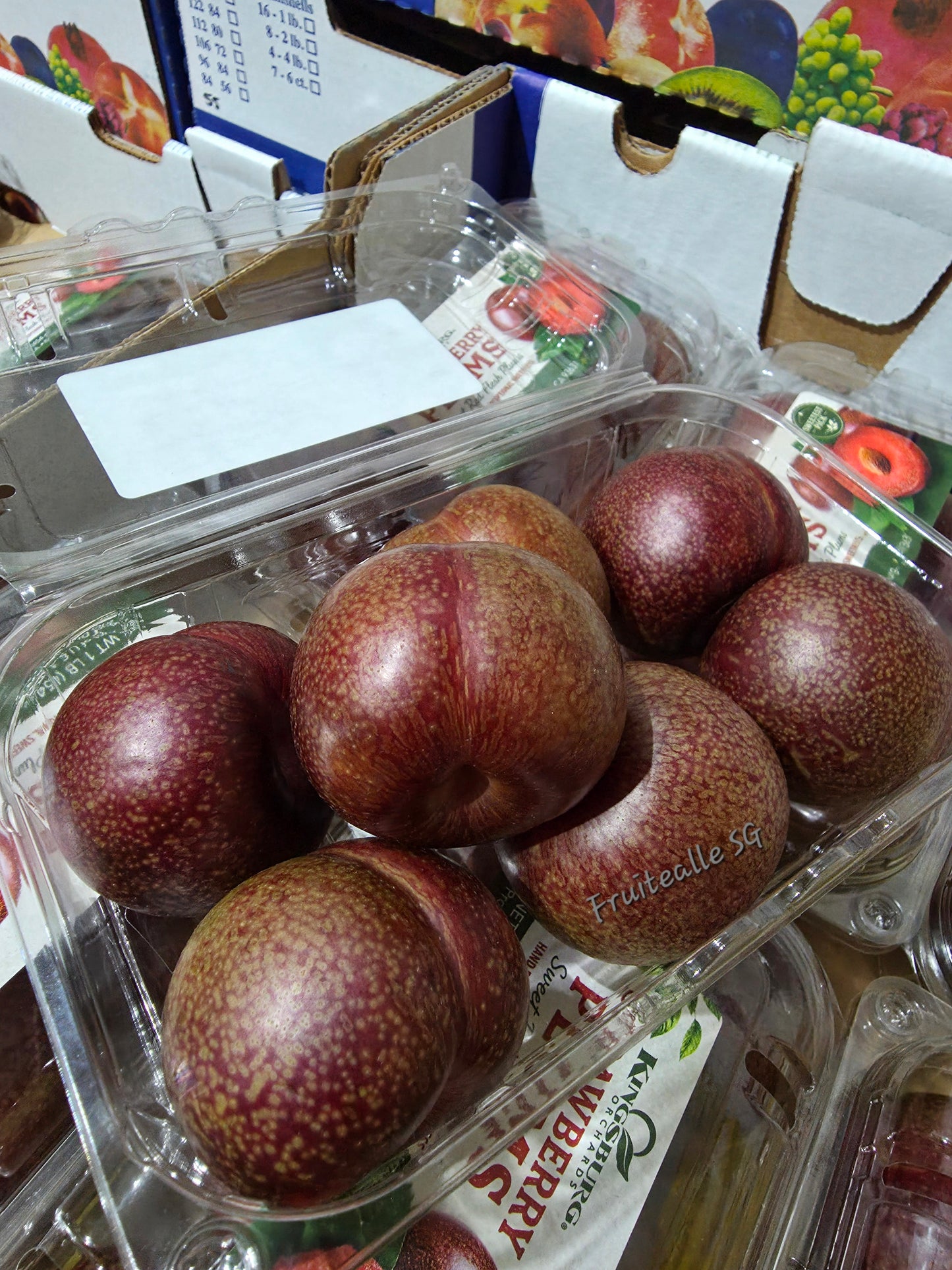 Plum - USA Strawberry Plums | Kingsburg™ Orchards