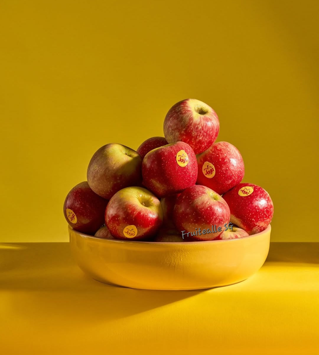 Apple - Joya Red Crisp Apples | South Africa