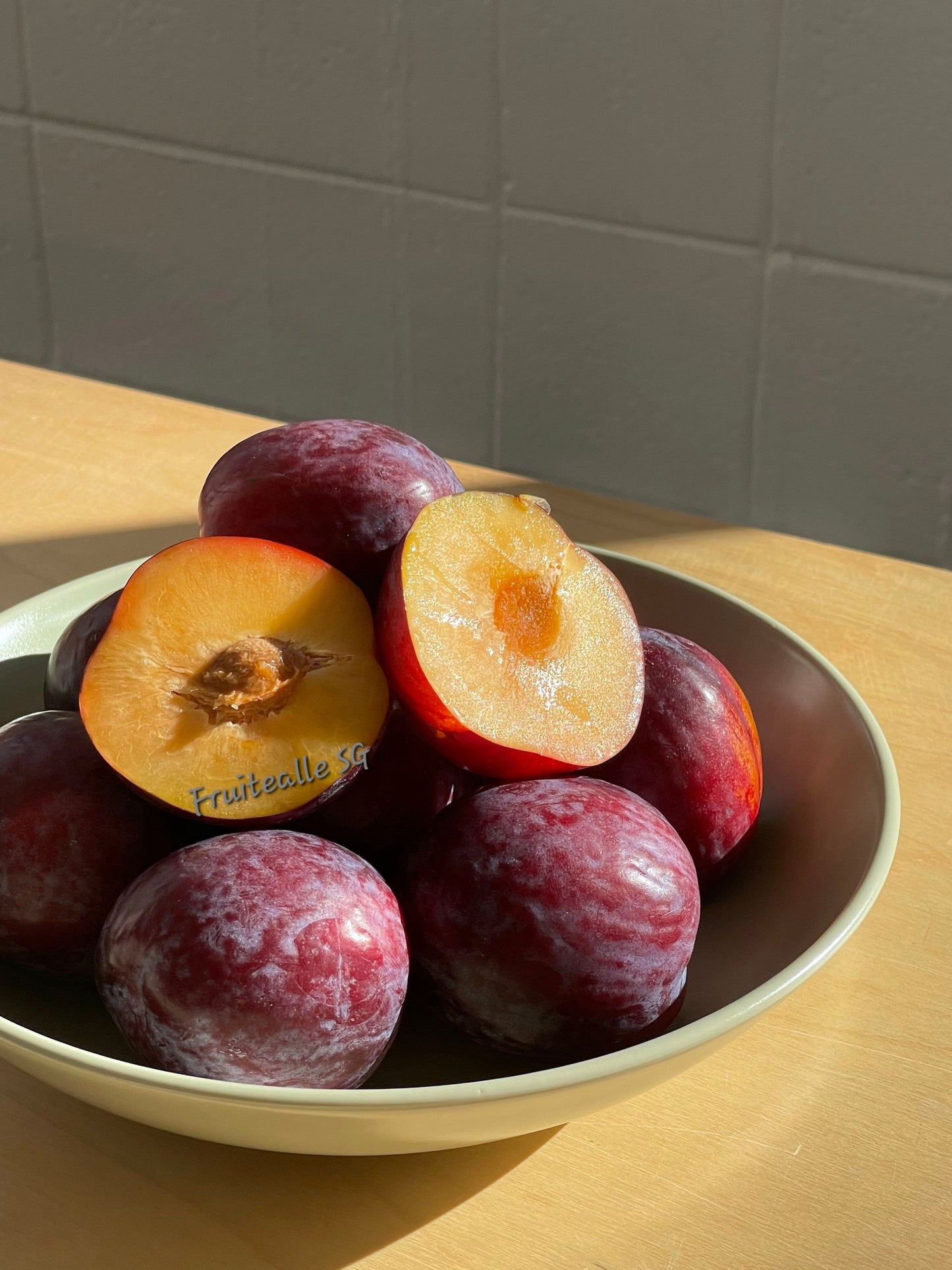 Plum - Flavour Fall Sweet Plums | Regular Size | USA