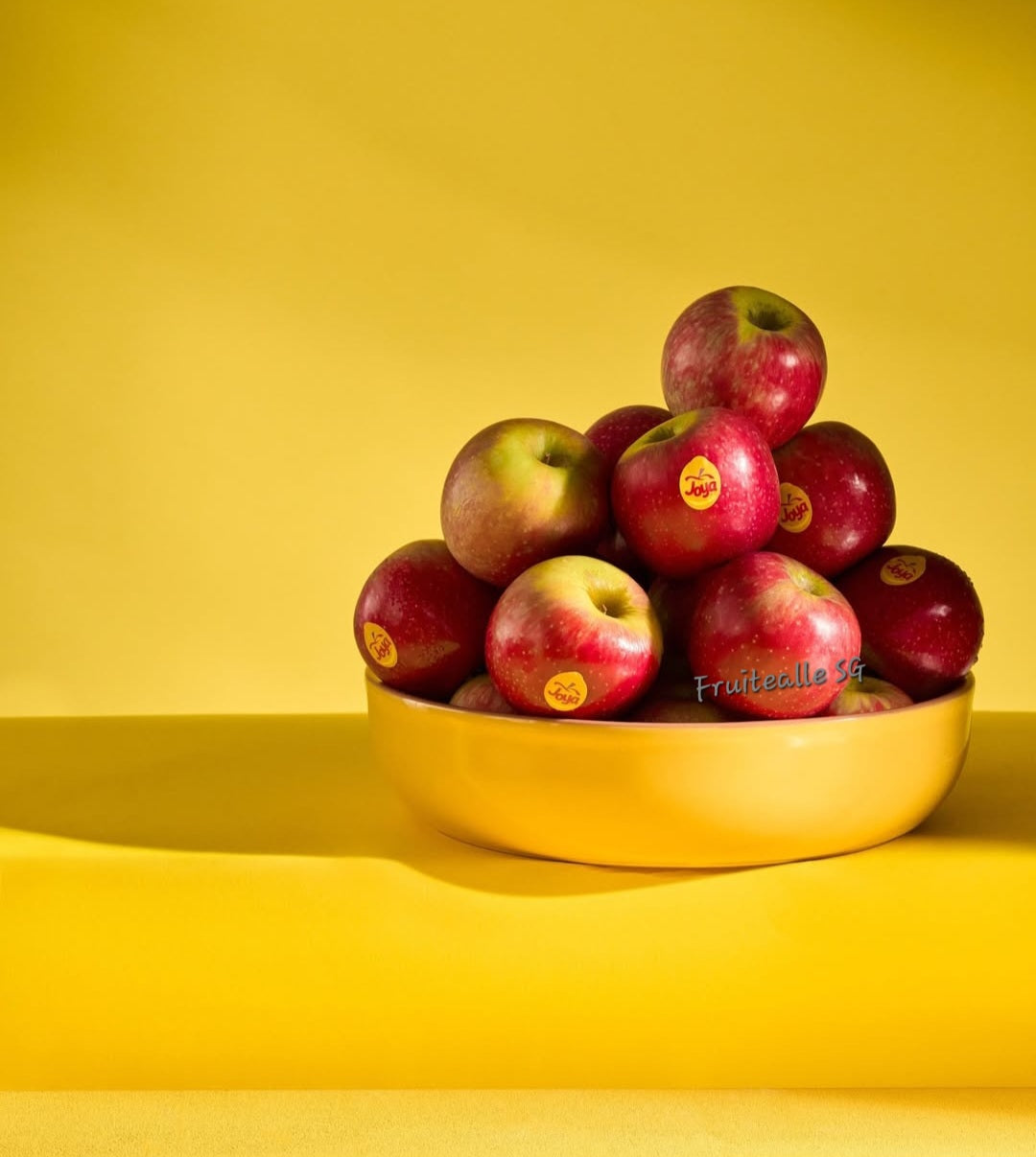 Apple - Joya Red Crisp Apples | South Africa
