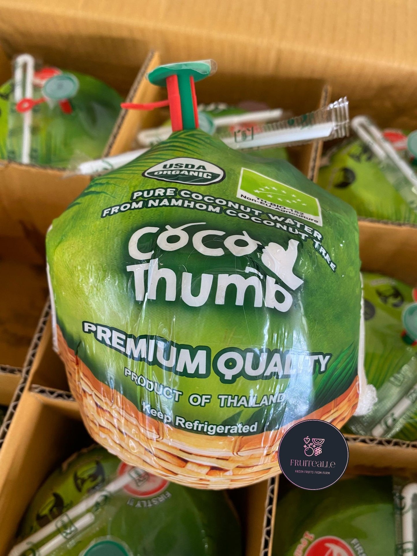 Coconut - 100% Organic Pure Coconut Juice | Coco👍Thumb | Thailand