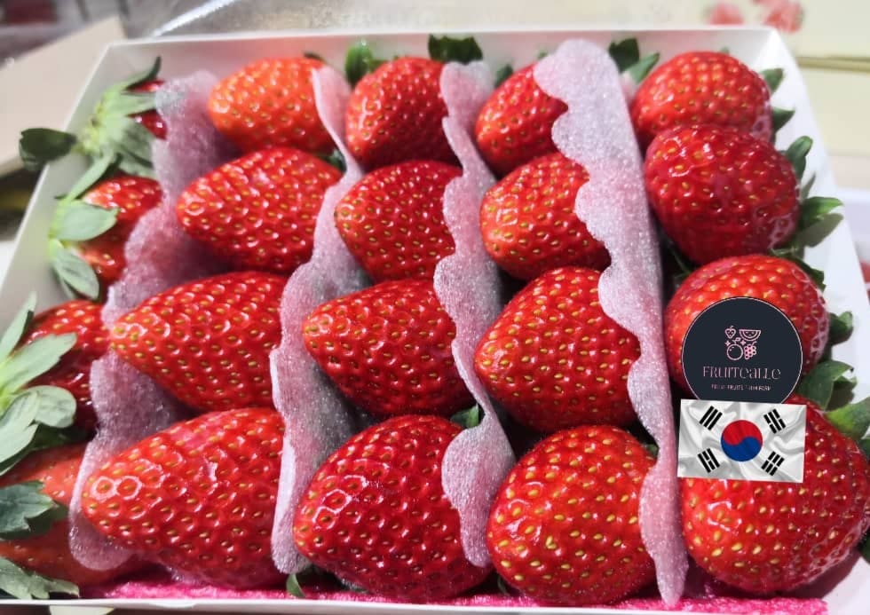 Strawberry - Korea Premium Red Strawberries [Joy Farm] 330gm 달콤한 딸기