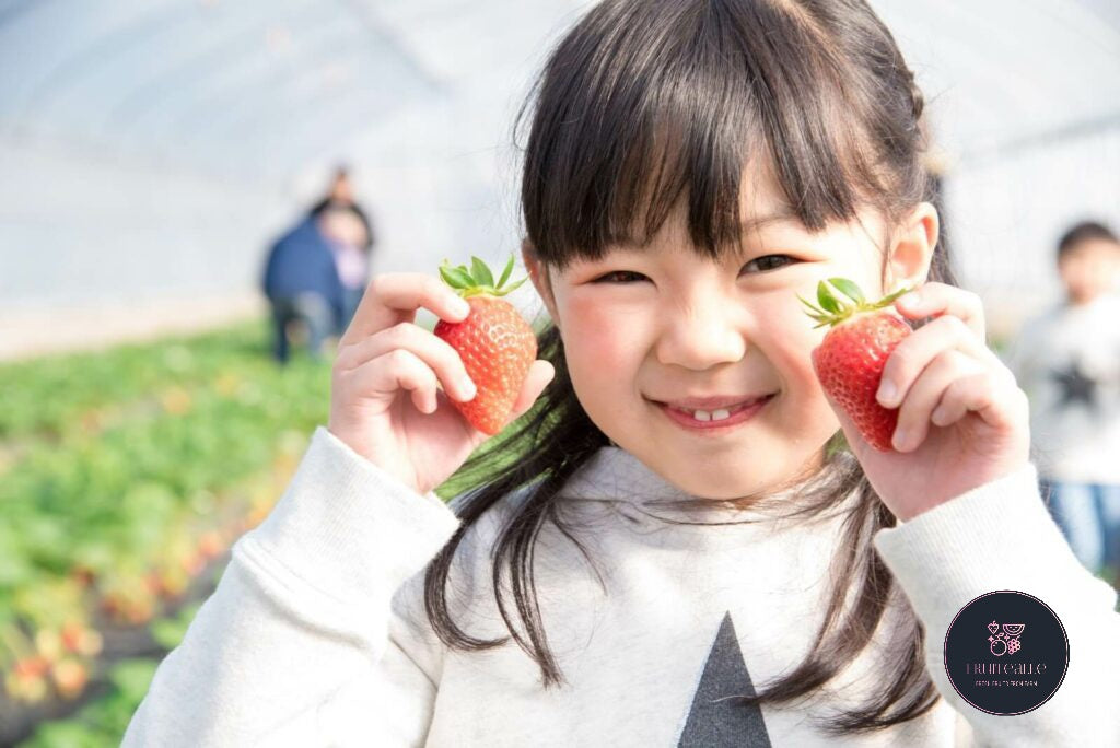 Japan Strawberry - Red Strawberries | Amaou 福岡 | あまおう